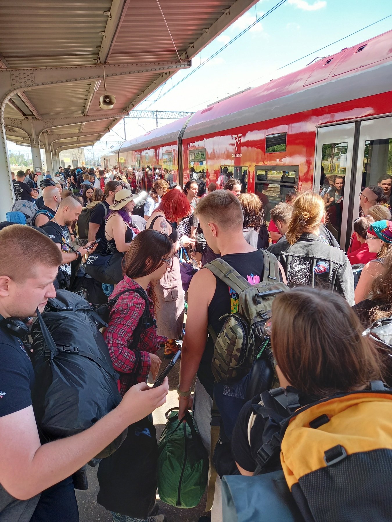 232 dodatkowe pociągi i sprawne zaplecze logistyczne. POLREGIO gotowe na Pol’and’Rock Festival