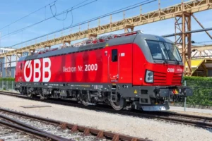 Siemens Mobility dostarczył 2 000. lokomotywę Vectron. Jubileuszowy pojazd trafił do ÖBB