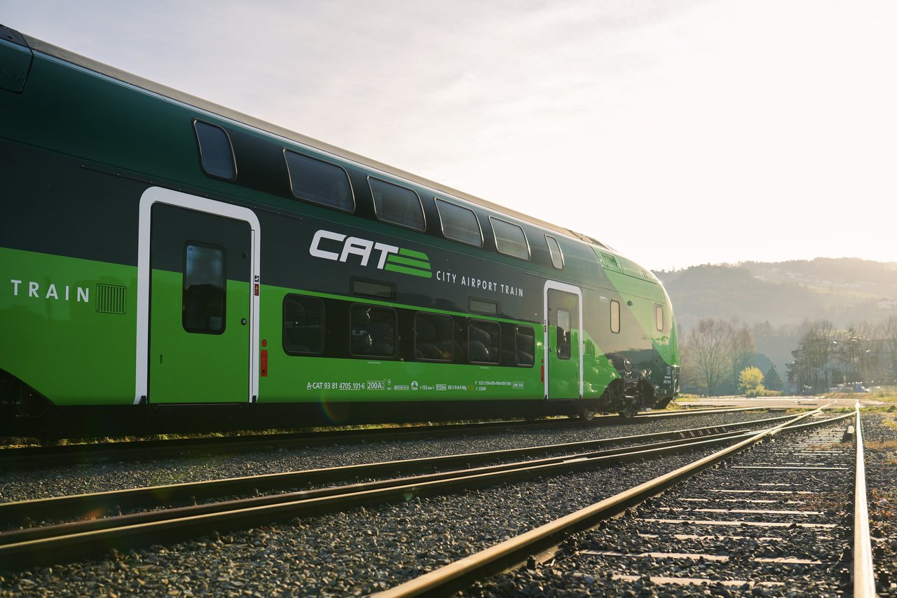 Stadler zaprezentował pierwszy pociąg do obsługi wiedeńskiego lotniska