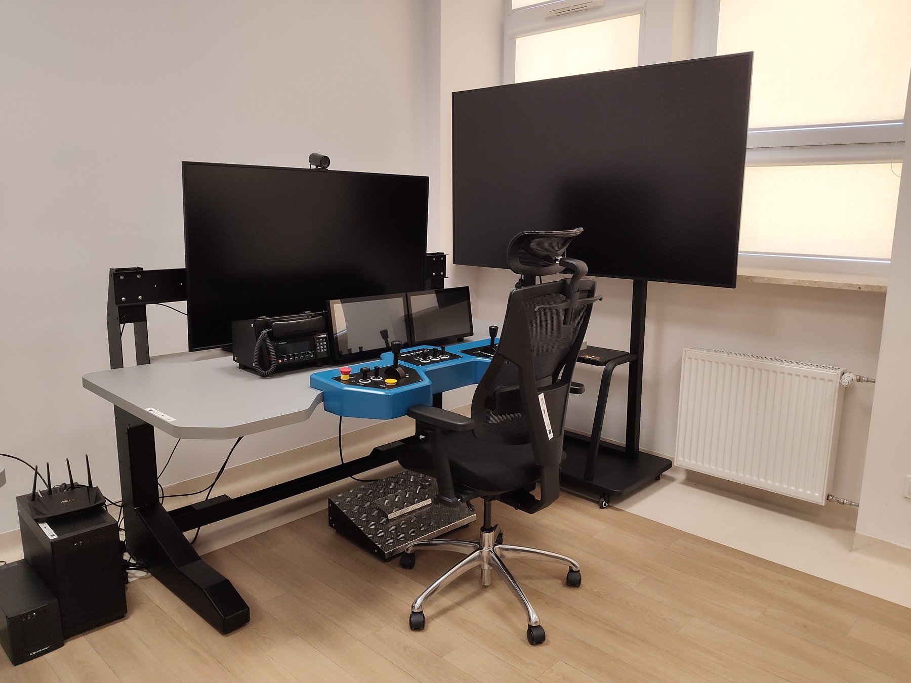 Nowoczesny symulator szkoli maszynistów POLREGIO i zapewnia bezpieczeństwo na kolei