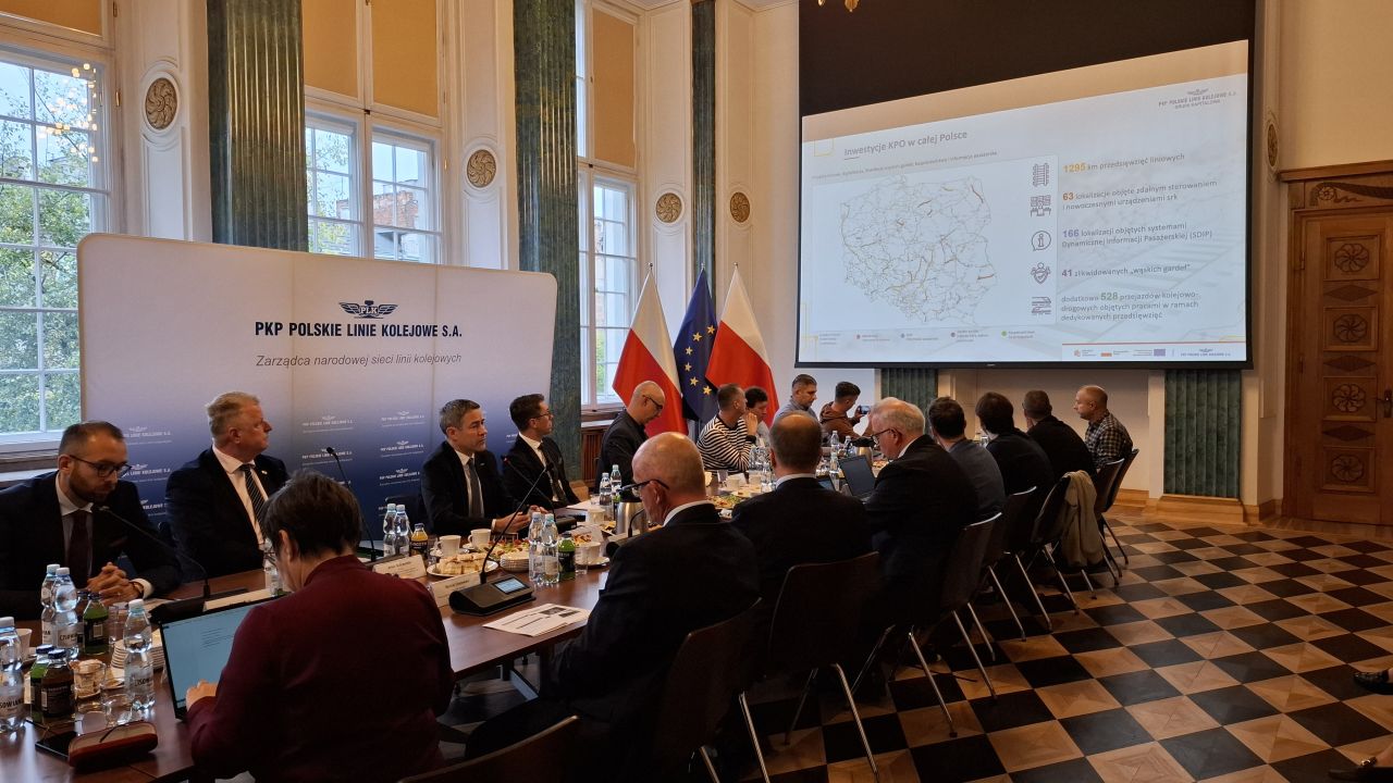 Grupa Kapitałowa PLK rozwija potencjał inwestycyjny. Siedem spółek zwiększa swoje możliwości i wzmacnia pozycję na rynku kolejowym