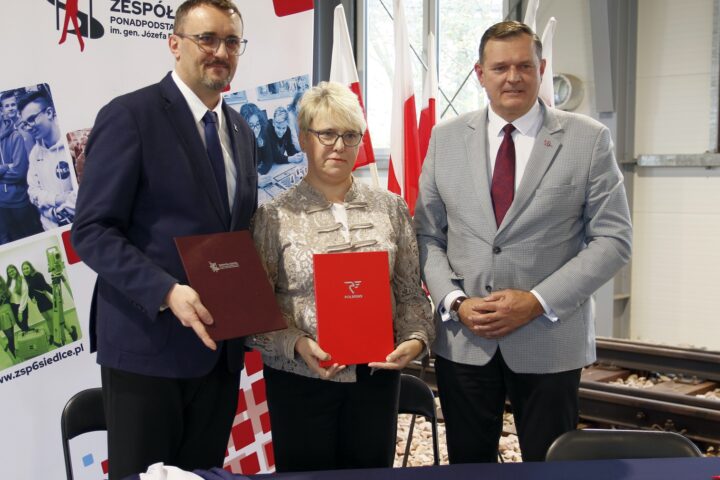 POLREGIO stawia na młodzież
